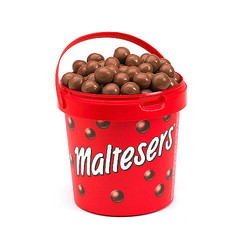 Продуктови Категории Шоколади Maltesers  шоколадови топчета 440 гр.